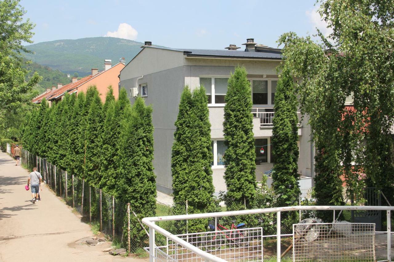 Apartman Kej Πίροτ Εξωτερικό φωτογραφία